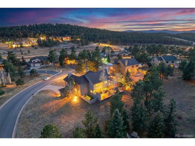 25924 Gateway Dr, Golden, CO 80401