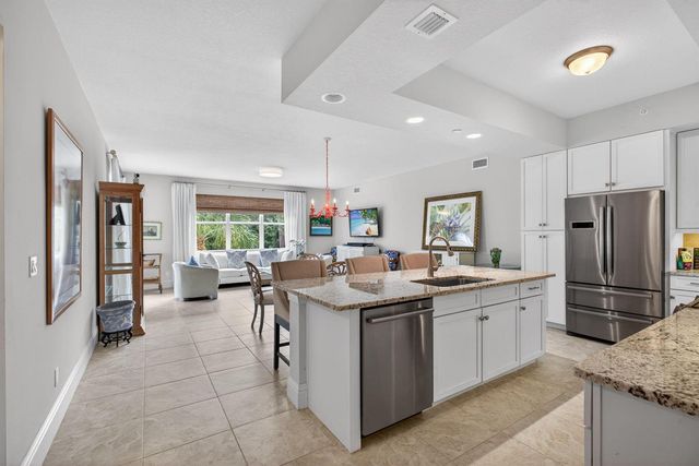 834 Bay Colony Drive S, Juno Beach, FL 33408