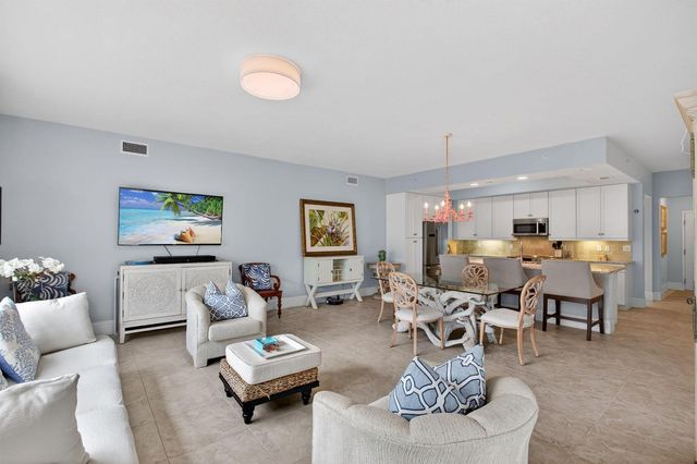834 Bay Colony Drive S, Juno Beach, FL 33408