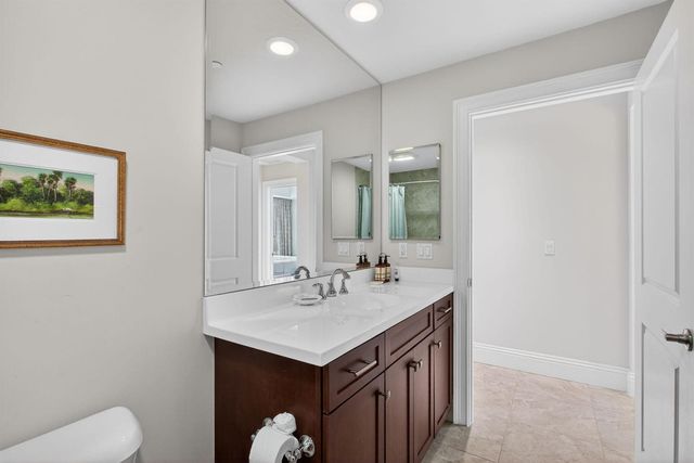 834 Bay Colony Drive S, Juno Beach, FL 33408