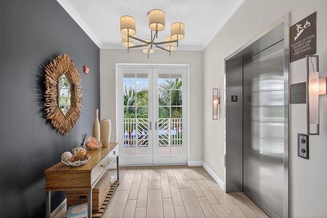 834 Bay Colony Drive S, Juno Beach, FL 33408