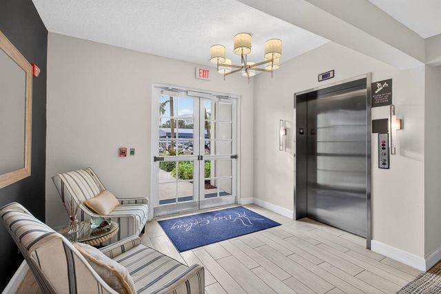 834 Bay Colony Drive S, Juno Beach, FL 33408