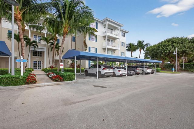 834 Bay Colony Drive S, Juno Beach, FL 33408