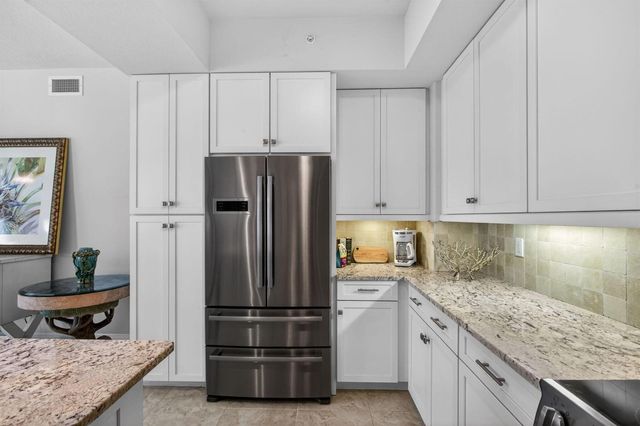 834 Bay Colony Drive S, Juno Beach, FL 33408