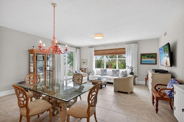 834 Bay Colony Drive S, Juno Beach, FL 33408