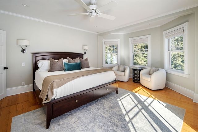 26 Sewall St, Newton, MA 02465