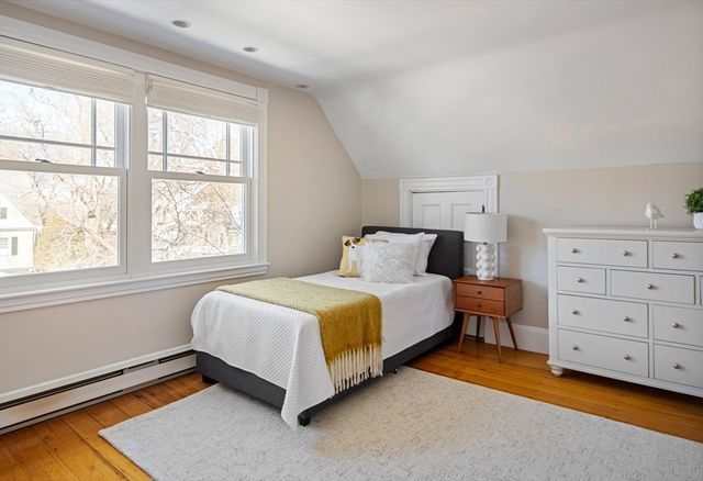 26 Sewall St, Newton, MA 02465