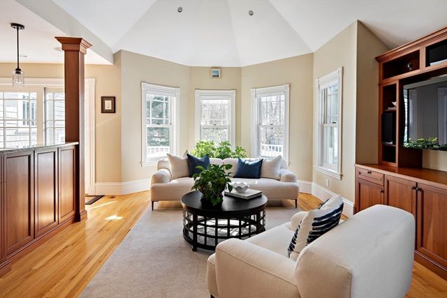 26 Sewall St, Newton, MA 02465