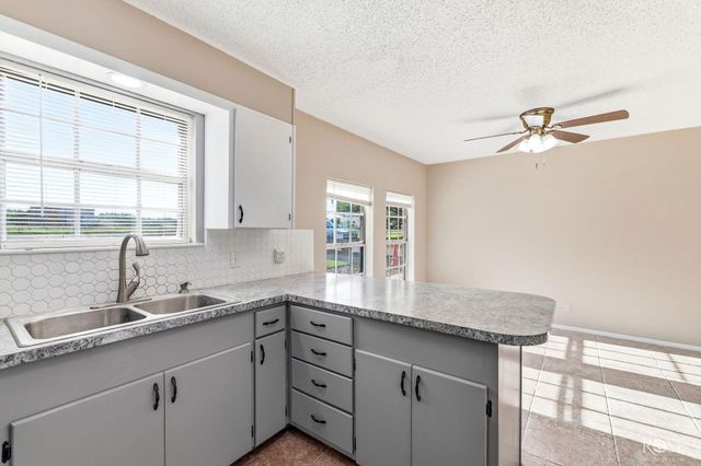 138 Las Lomas Drive, San Angelo, TX 76904