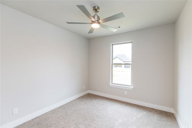 2101 N Dagan Street, Siloam Springs, AR 72761