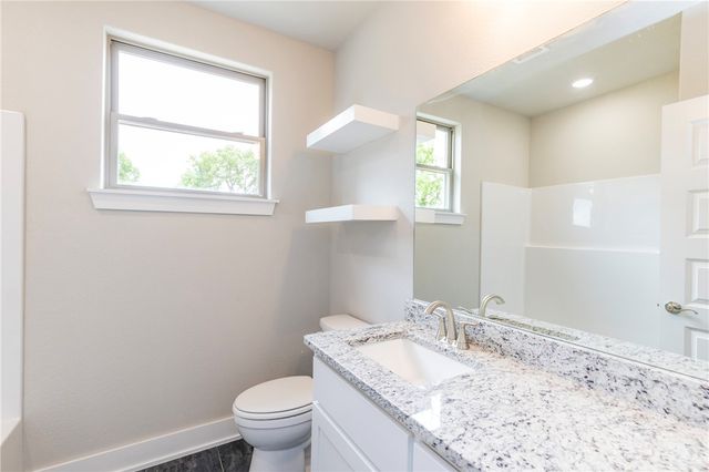 2101 N Dagan Street, Siloam Springs, AR 72761