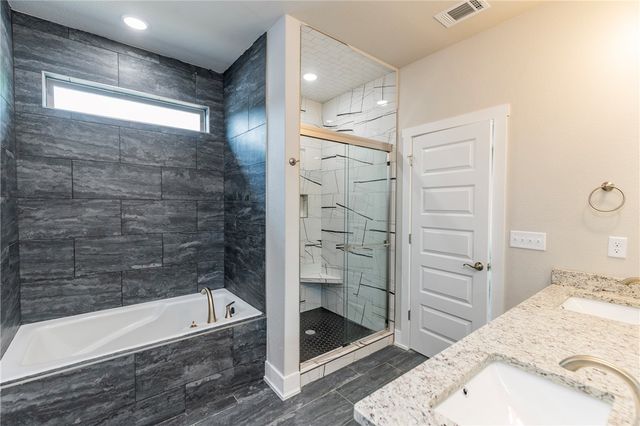 2101 N Dagan Street, Siloam Springs, AR 72761