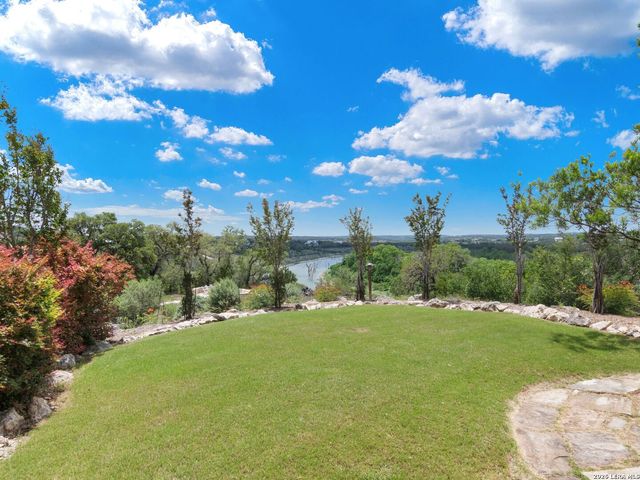 209 River Cliff Place, Spring Branch, TX 78070