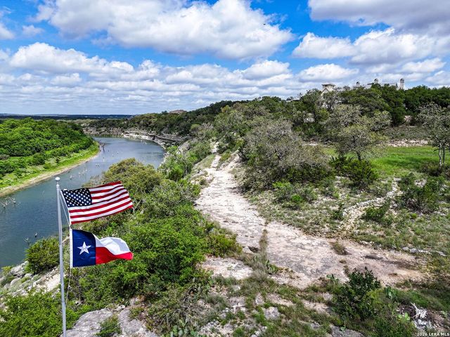 209 River Cliff Place, Spring Branch, TX 78070