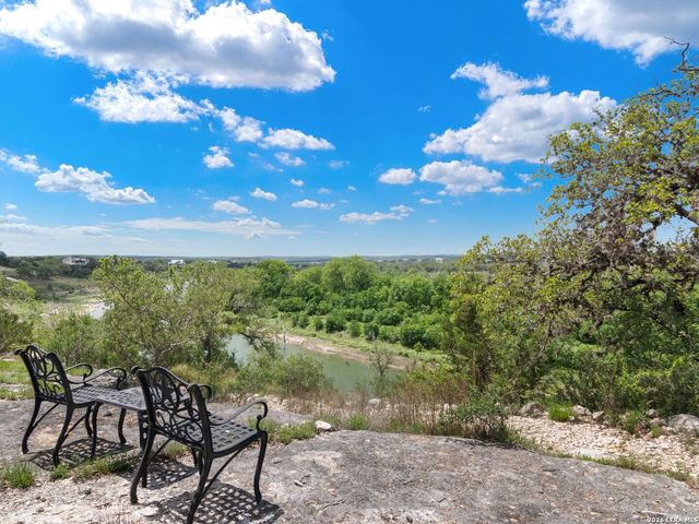 209 River Cliff Place, Spring Branch, TX 78070