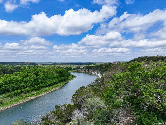 209 River Cliff Place, Spring Branch, TX 78070