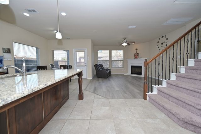 5021 Splitrock Drive, Denton, TX 76210