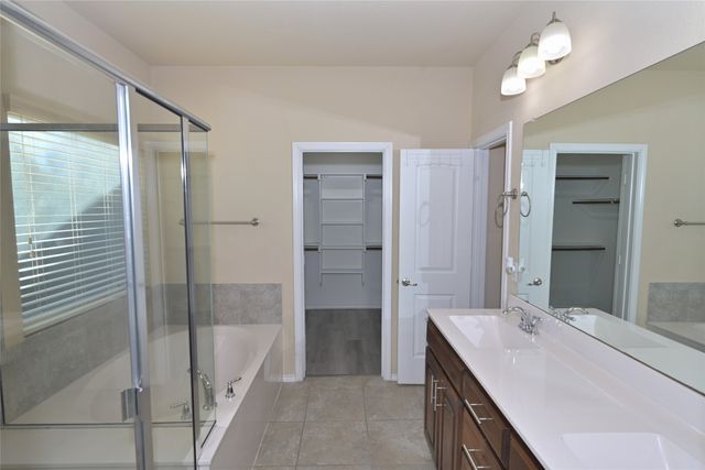 5021 Splitrock Drive, Denton, TX 76210