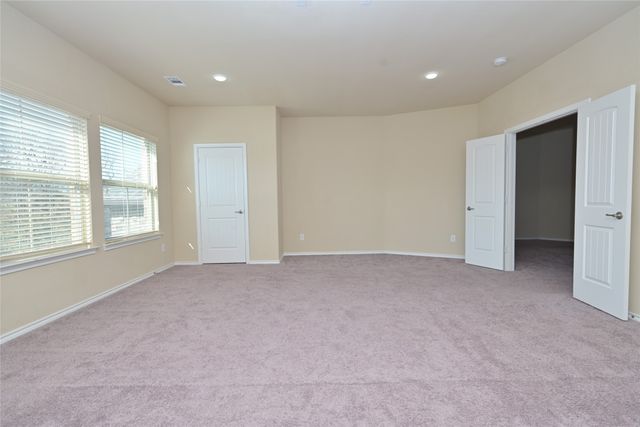 5021 Splitrock Drive, Denton, TX 76210