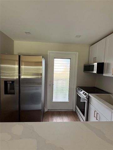 5200 Washington Street 207, Hollywood, FL 33021