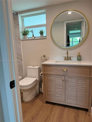 5200 Washington Street 207, Hollywood, FL 33021