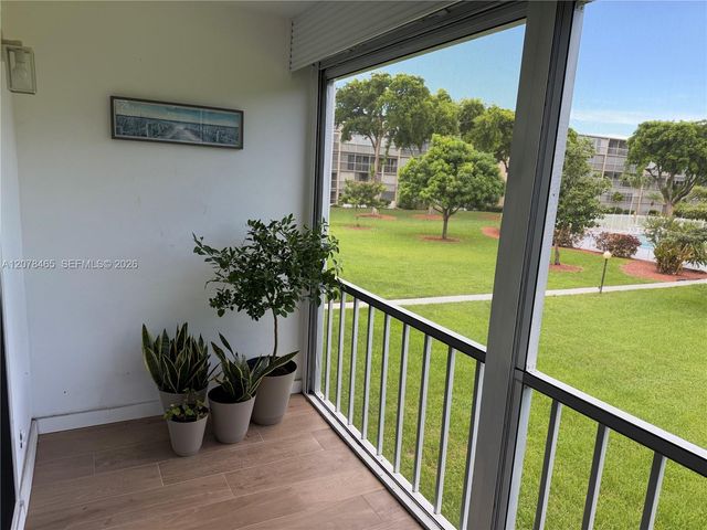 5200 Washington Street 207, Hollywood, FL 33021