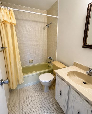 5300 Washington Street S313, Hollywood, FL 33021