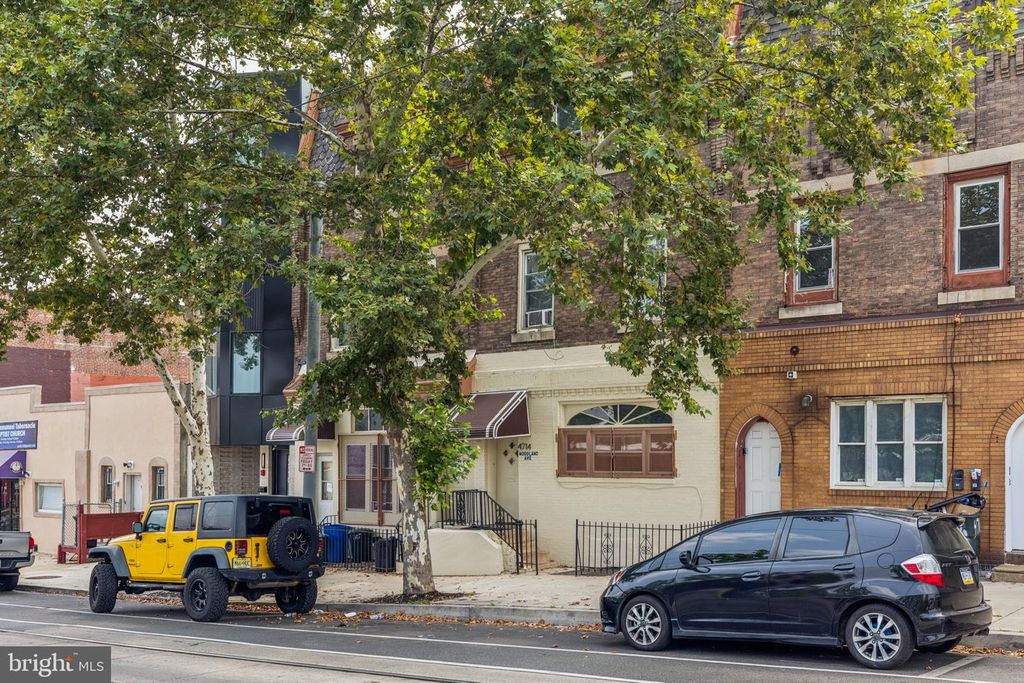 4714 WOODLAND AVE, Philadelphia, PA 19143