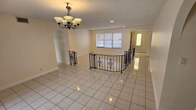 9220 SW 56th Street, Cooper City, FL 33328