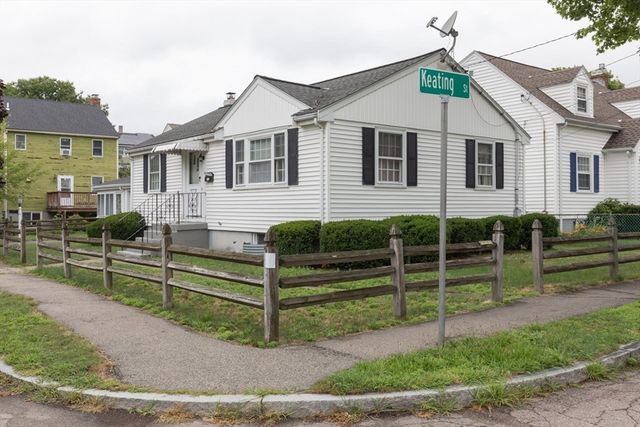 52 Keating St, Quincy, MA 02169