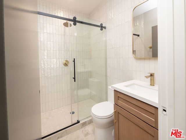 593 E 9th Street B, Upland, CA 91786
