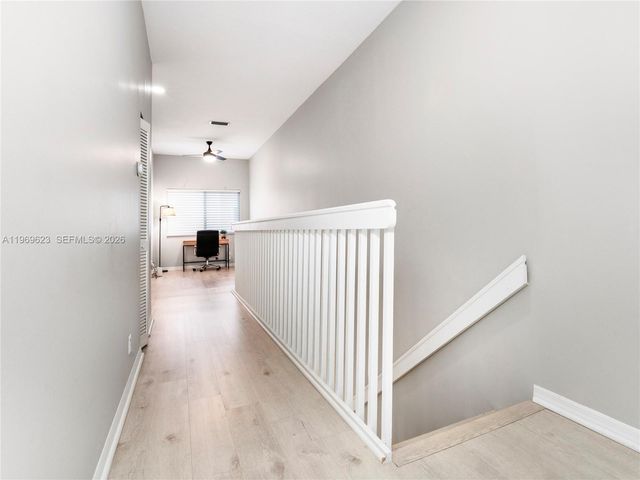 835 NE 17th Way, Fort Lauderdale, FL 33304