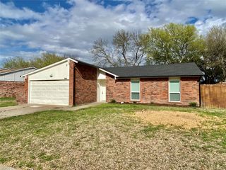 1702 Pilot Way, Garland, TX 75040
