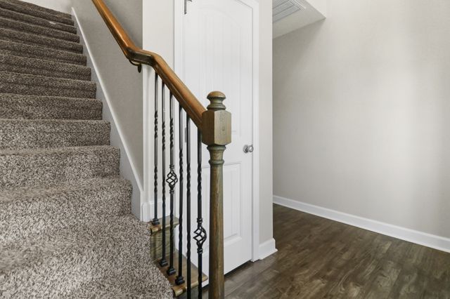 1148 Christian James Dr, Clarksville, TN 37043