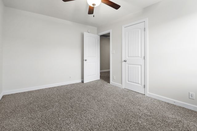 1148 Christian James Dr, Clarksville, TN 37043