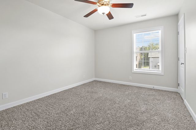 1148 Christian James Dr, Clarksville, TN 37043