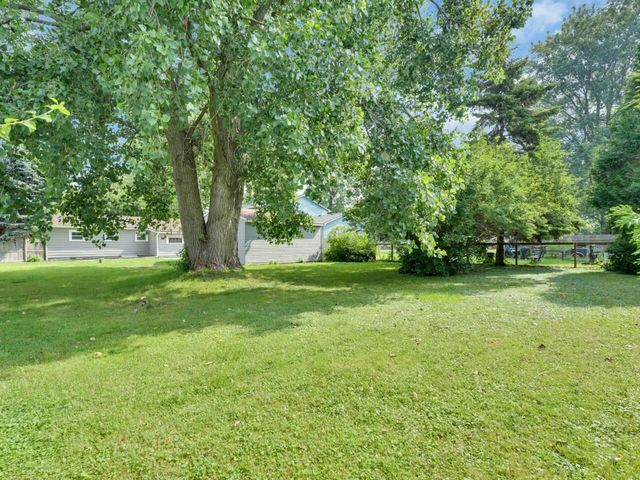 809 102nd STREET, Pleasant Prairie, WI 53158