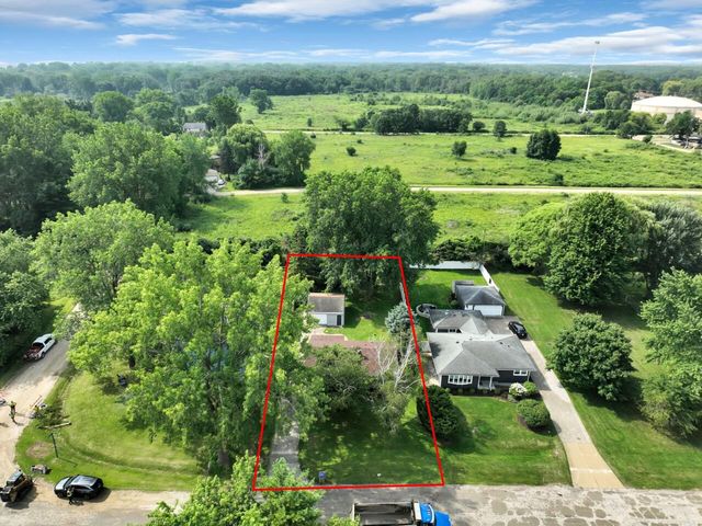 809 102nd STREET, Pleasant Prairie, WI 53158