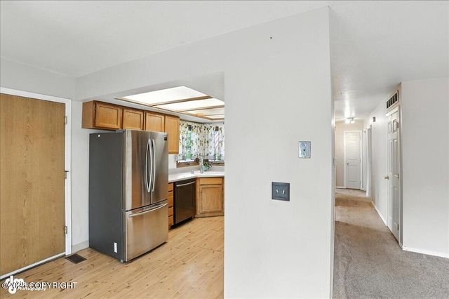 18114 N Parkview Terrace Loop, Eagle River, AK 99577