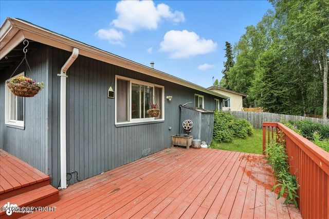 18114 N Parkview Terrace Loop, Eagle River, AK 99577