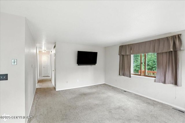 18114 N Parkview Terrace Loop, Eagle River, AK 99577