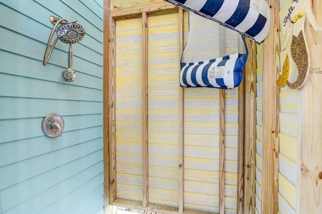 22122 Cantina Drive, Galveston, TX 77554