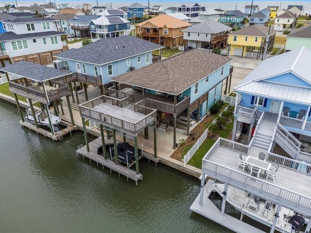 22122 Cantina Drive, Galveston, TX 77554