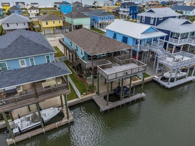 22122 Cantina Drive, Galveston, TX 77554