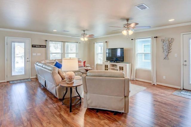 22122 Cantina Drive, Galveston, TX 77554