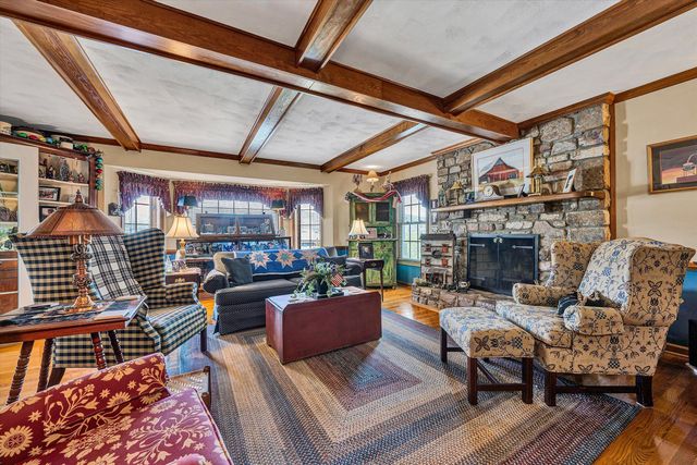 1505 Ashley DR, Salem, VA 24153