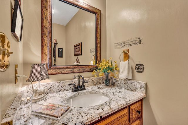 1505 Ashley DR, Salem, VA 24153