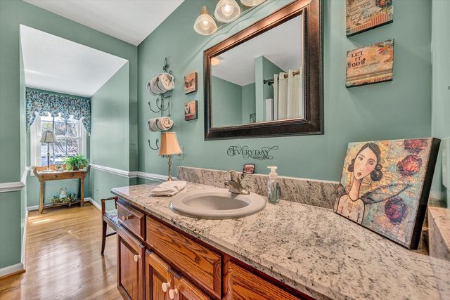 1505 Ashley DR, Salem, VA 24153
