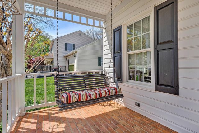 1505 Ashley DR, Salem, VA 24153