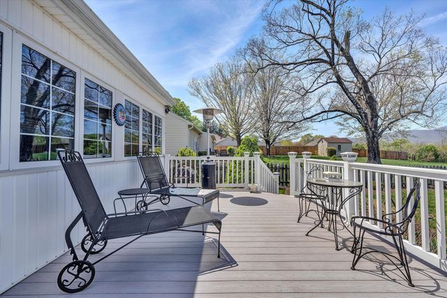 1505 Ashley DR, Salem, VA 24153